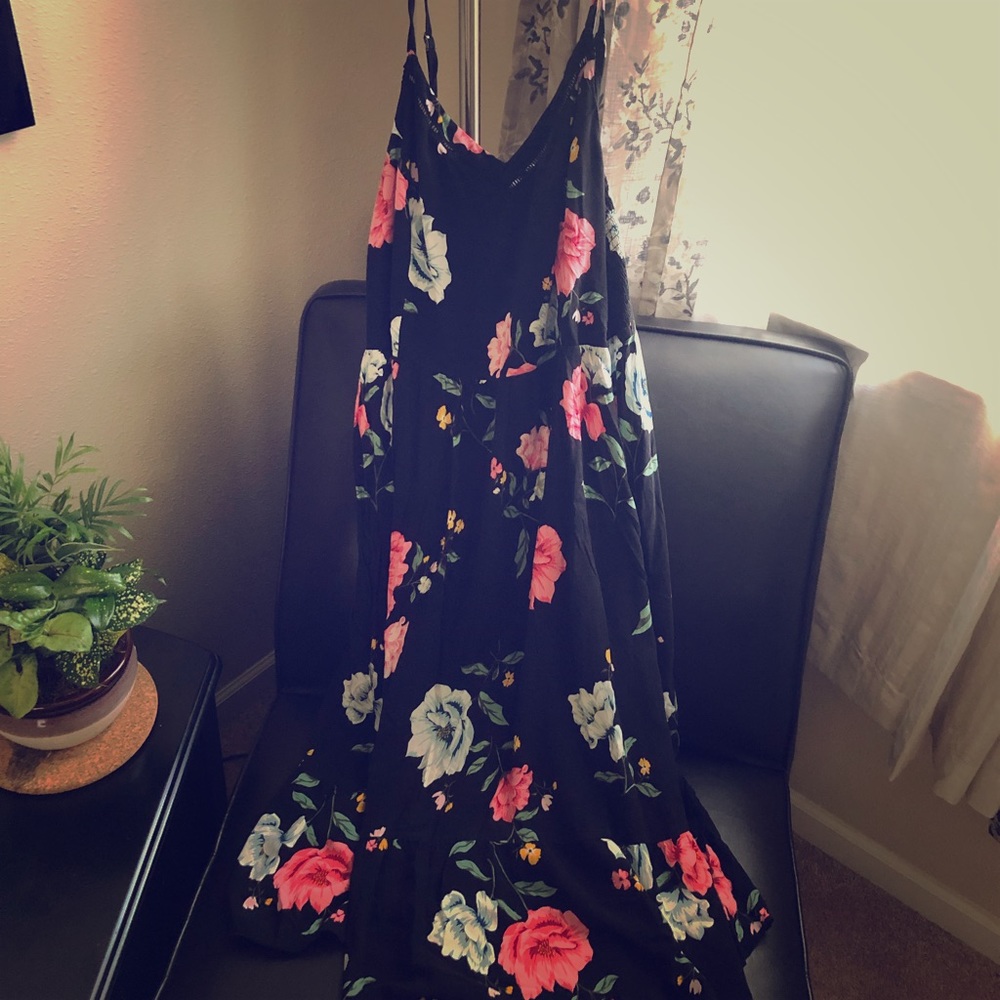 Floral black dress!
